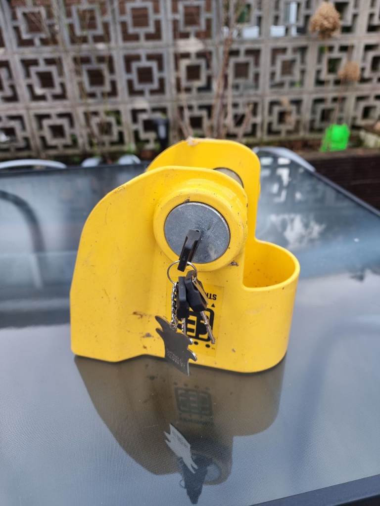 Stronghold Hitch Lock