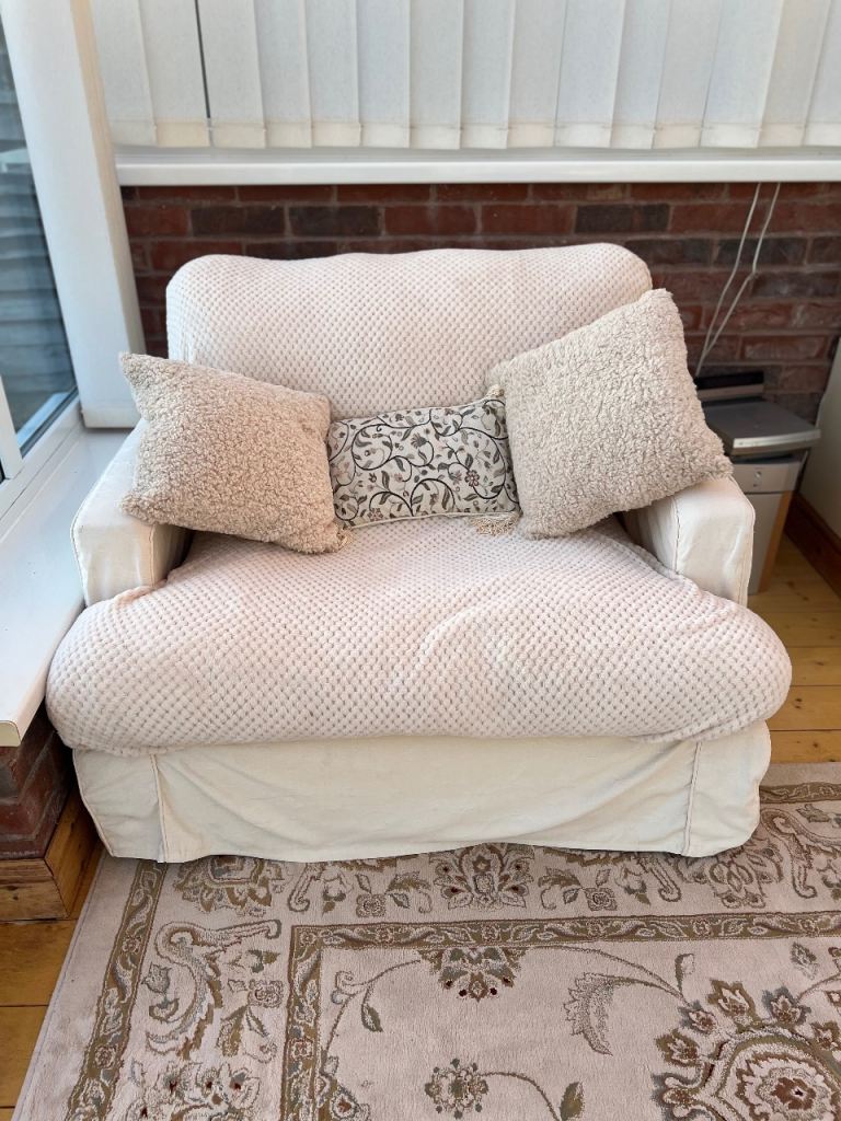 *FREE* Sofa and matching armchair with covers and cushions. 