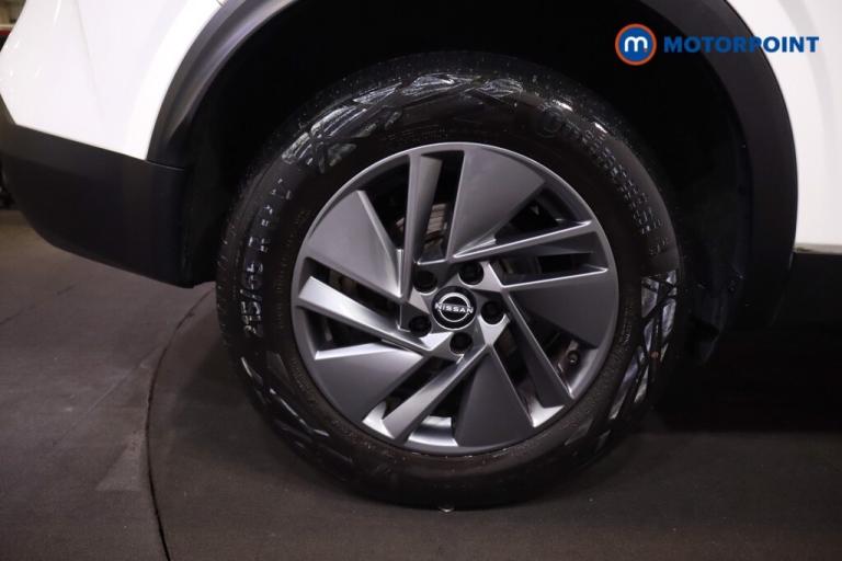 2022 Nissan Qashqai 1.3 DiG-T MH Acenta Premium 5dr SUV Petrol Manual