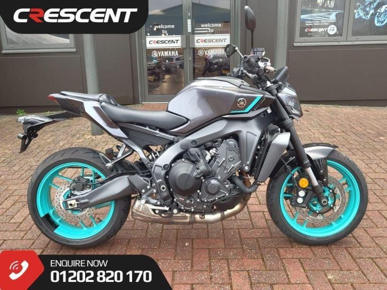 YAMAHA MT-09 Y-AMT - MIDNIGHT CYAN - WAS 10360 - NOW 8900 - SAVE 1460 @ CRESCENT