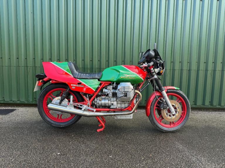 Moto Guzzi 850 Red and Green Paintwork 1983 Previously Restored 