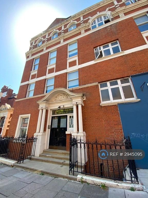 3 bedroom flat in Canterbury Mansions, London, NW6 (3 bed) (#2945095)