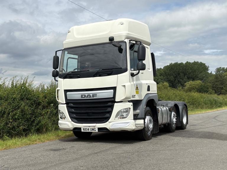  DAF CF 440 6 X 2 Tractor Unit