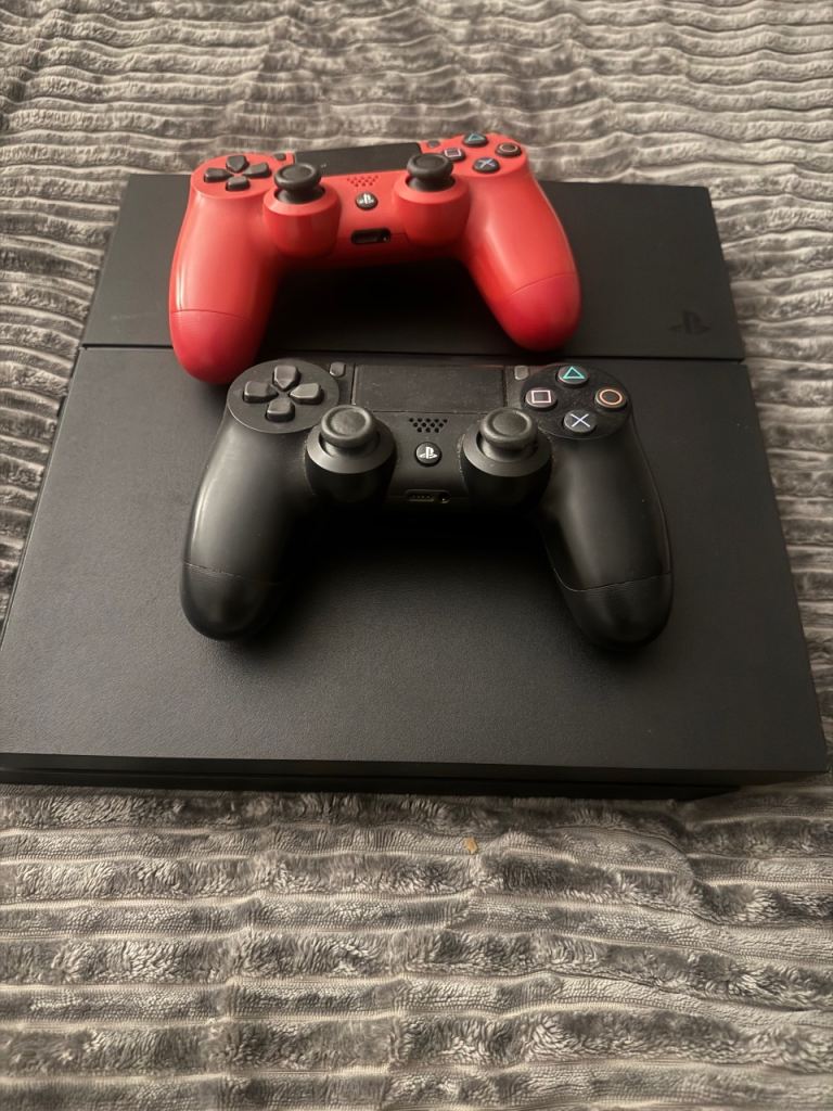 PS4 & Toshiba Smart Tv - £250