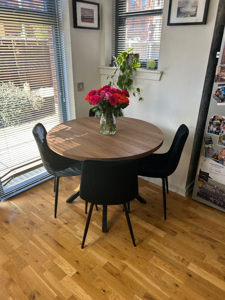 100cm Walnut dining table