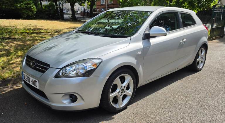 Kia, PRO CEED, Hatchback, 2010, Manual, 1396 (cc), 3 doors