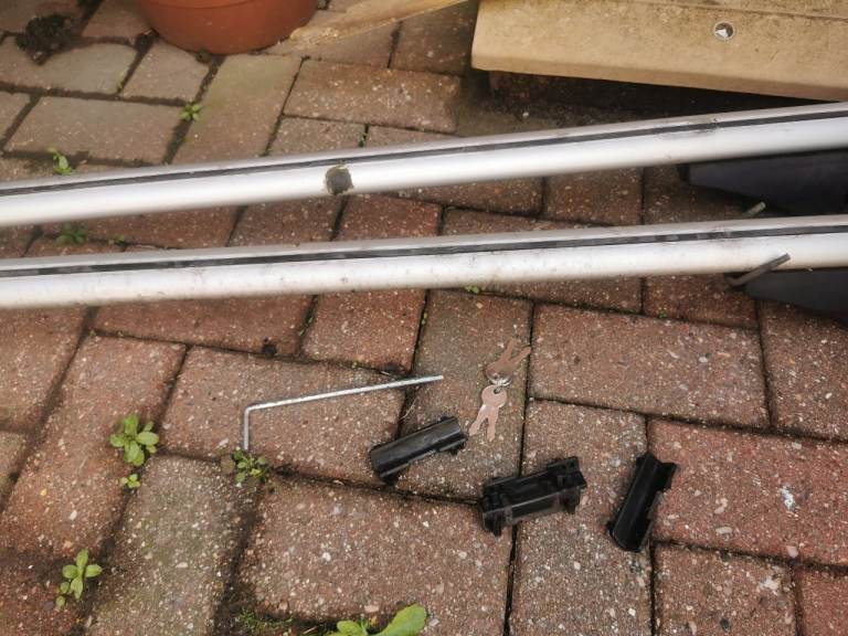 Zafira b 2014 roof racks