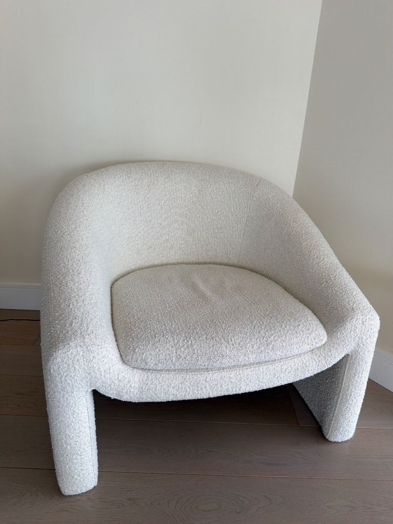Cosy White Boucle Fabric Armchair – Good Condition