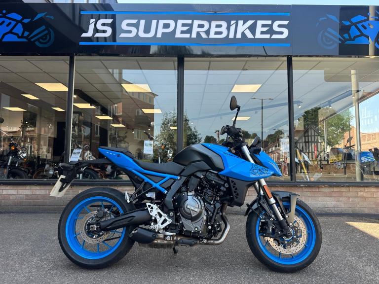 SUZUKI GSX8S 2023 - ONLY 4825 MILES - SUZUKI SERVICE HISTORY