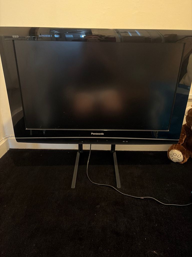 Panasonic Viera LCD TV – Black, Good Condition