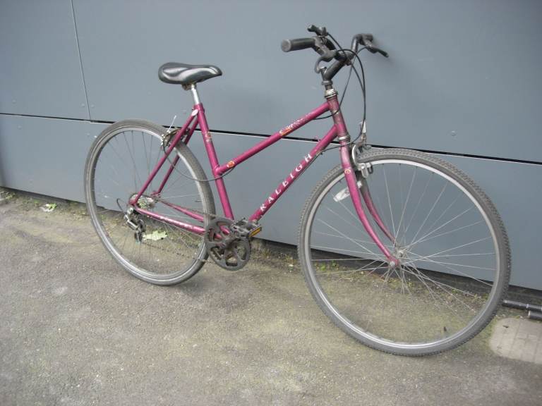 ybrid/ Commuter bike by Raleigh, Burgundy, Mudguards, JUST SERVICED / CHEAP PRICE!!!