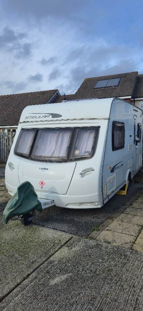 Lunar Stellar (2011)  Easy Tow, Off grid sollar