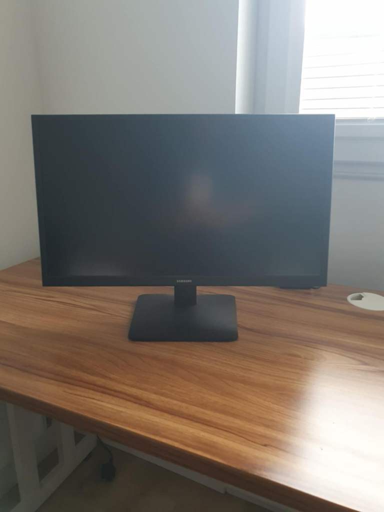 image for Samsung 22" Full HD Monitor – Price Negotiable