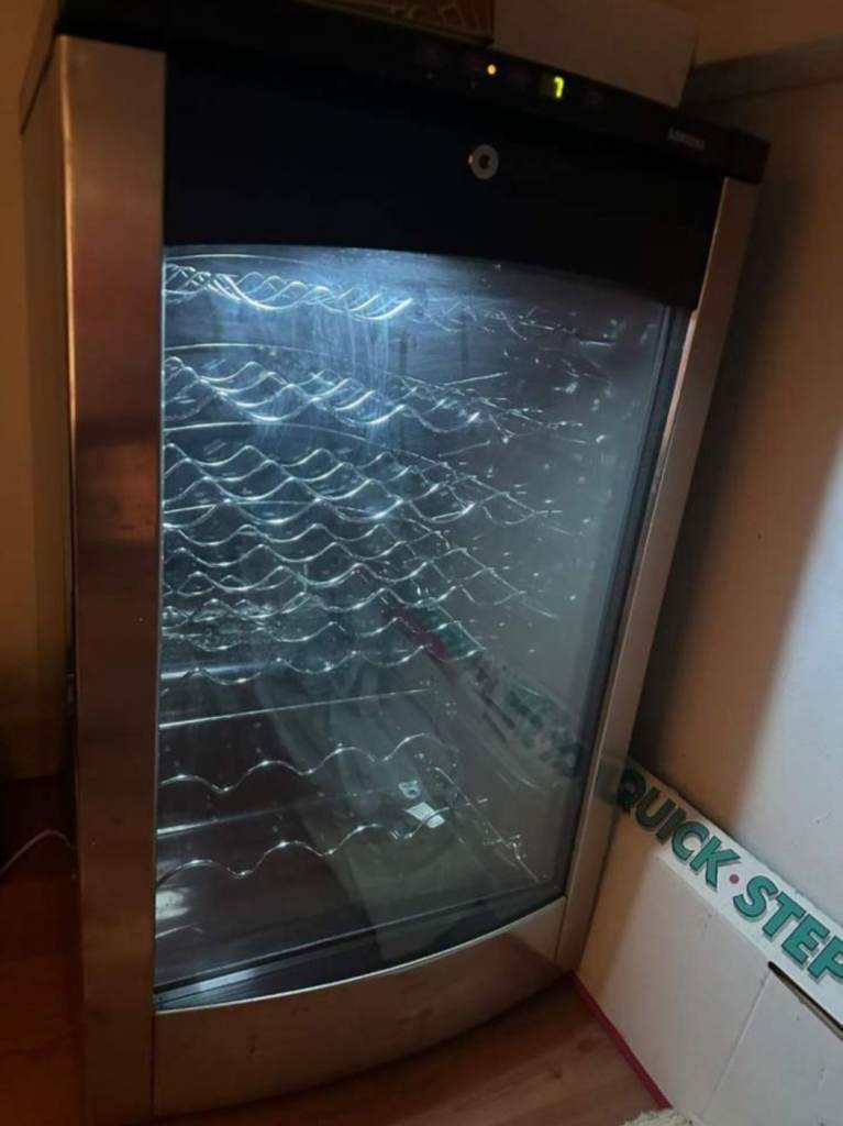Samsung wine cooler