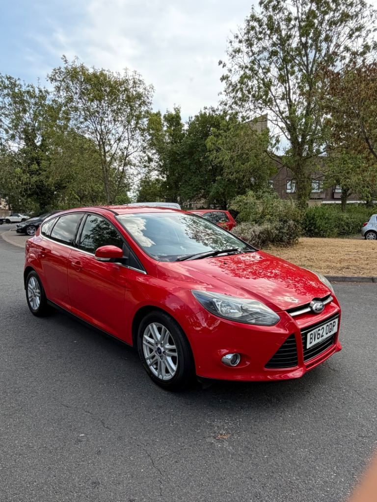 Ford, FOCUS, Hatchback, 2012, Manual, 998 (cc), 5 doors