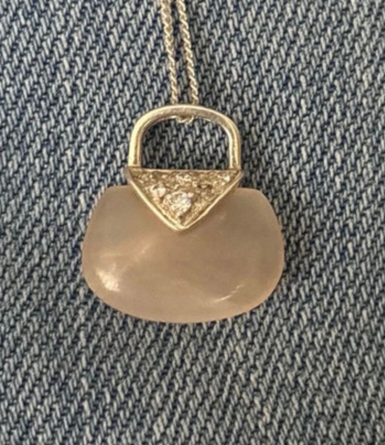 Rose quartz and Sterling Silver handbag pendant with makers marks