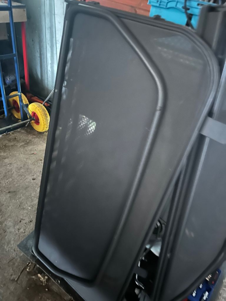 Volvo C70 MK1 Wind Deflector