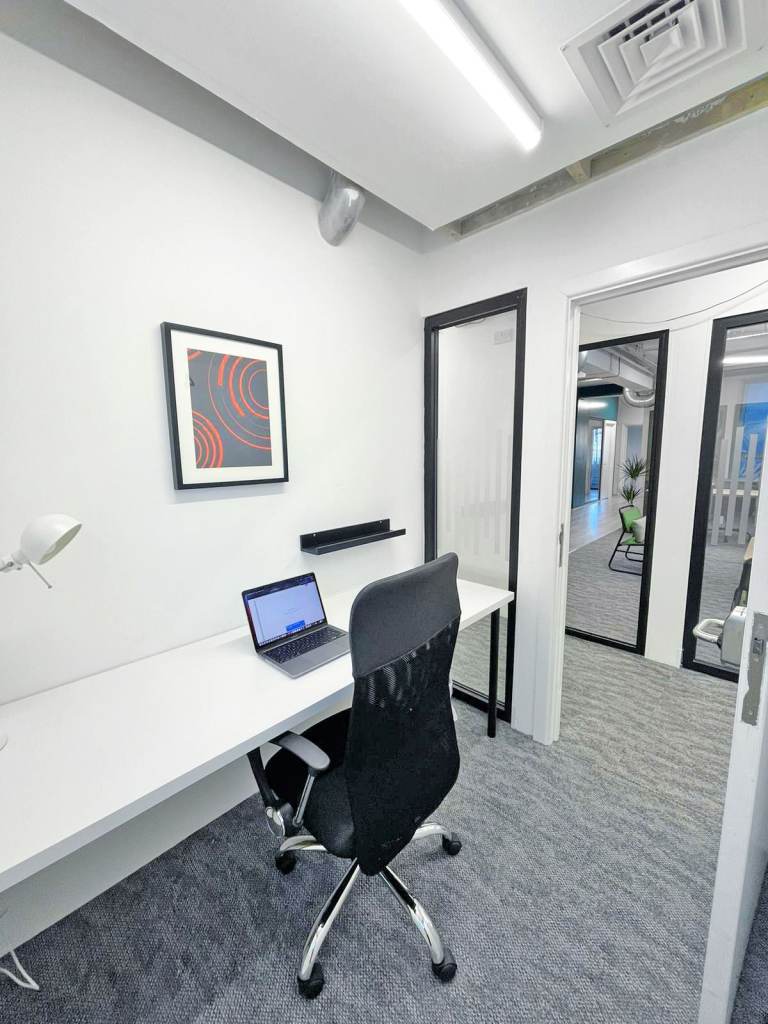 1 Person Private Office To Rent in Wembley HA0- All Inclusive