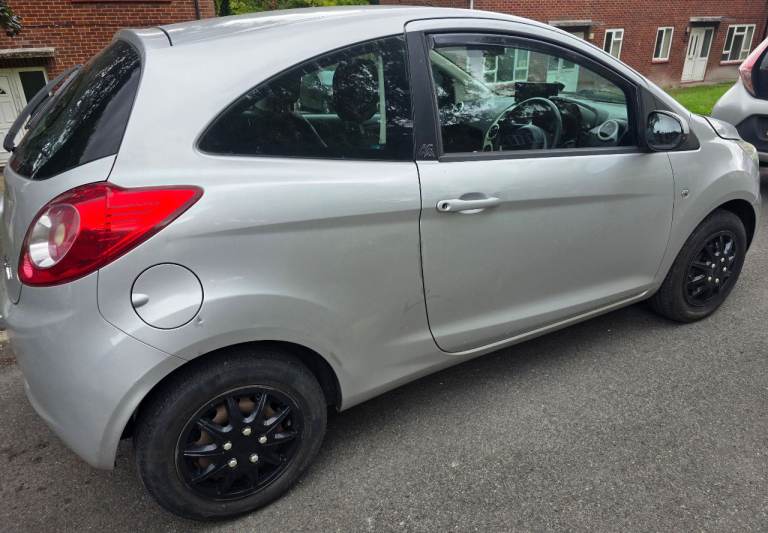 Ford, KA, Hatchback, 2009, Manual, 1242 (cc), 3 doors