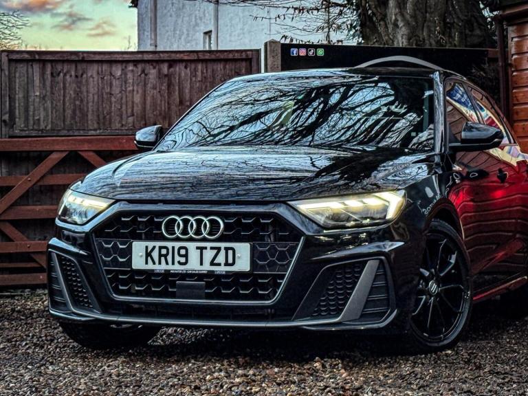 AUDI A1 1.0 TFSI 30 S line Sportback S Tronic Euro 6 (s/s) 5dr 2019