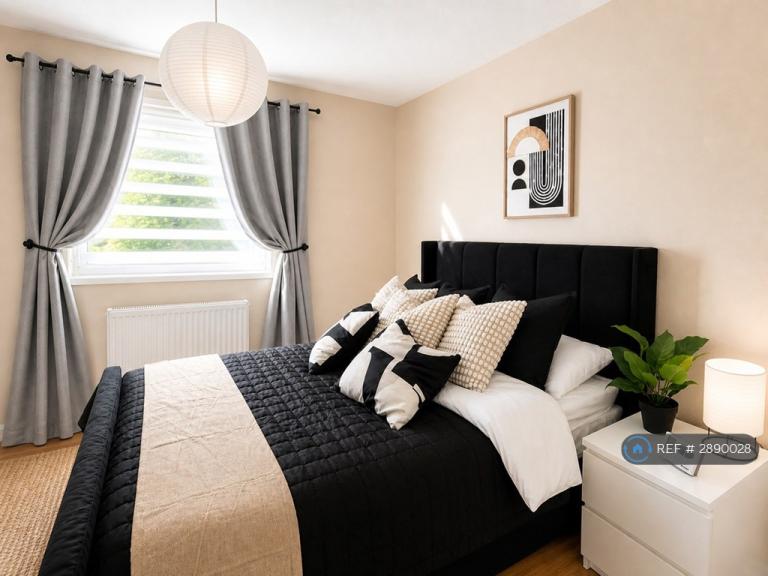 3 bedroom house in Arbour View Court, Northampton, NN3 (3 bed) (#2890028)