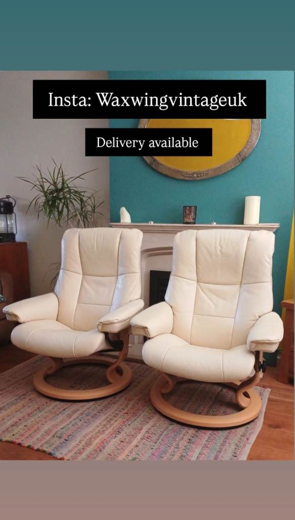 Pair of Ekornes Stressless Mayfair Medium Cream Leather Recliner Swivel Armchairs Chair