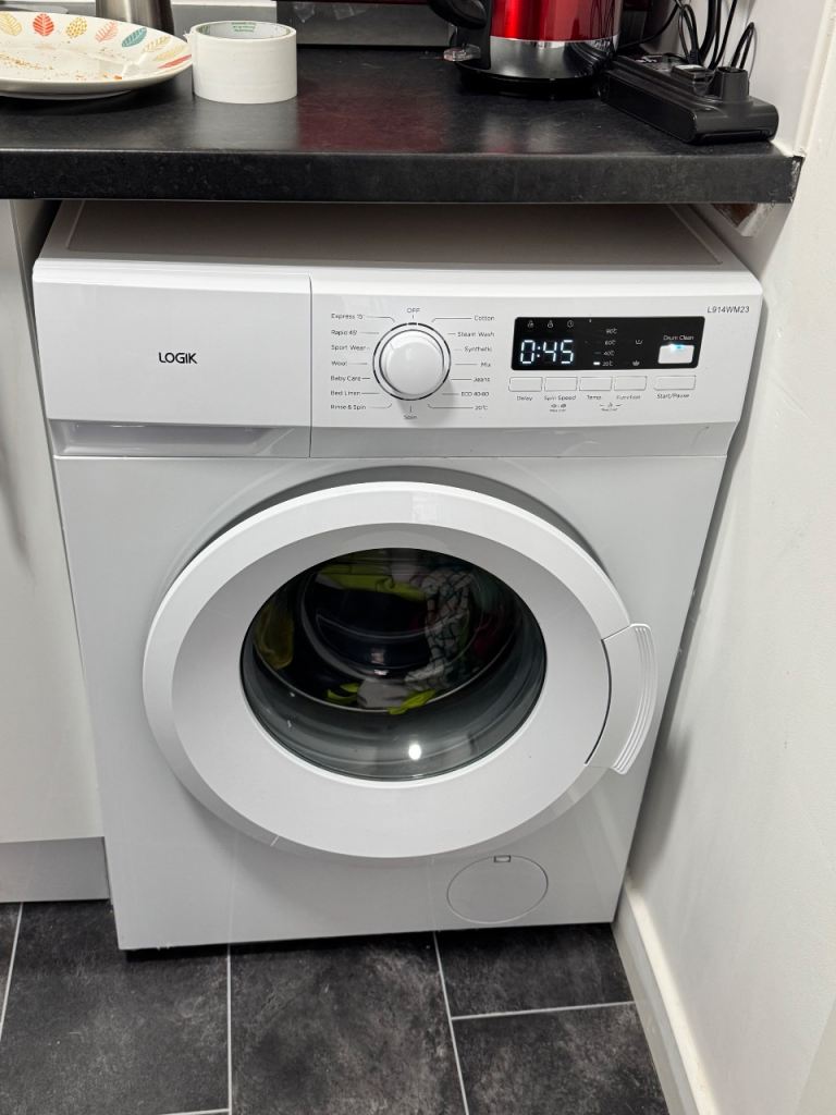 Logik 9kg washing machine