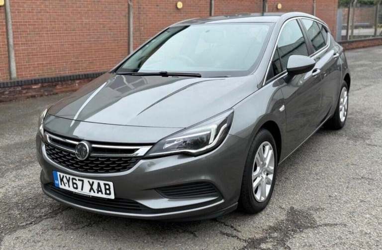 2017 Vauxhall Astra 1.4T 16V 125 Design 5dr HATCHBACK PETROL Manual