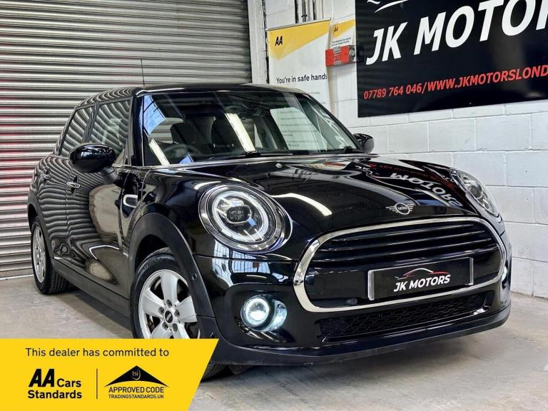 MINI HATCH 1.5 Cooper Classic Steptronic Euro 6 (s/s) 5dr 2019