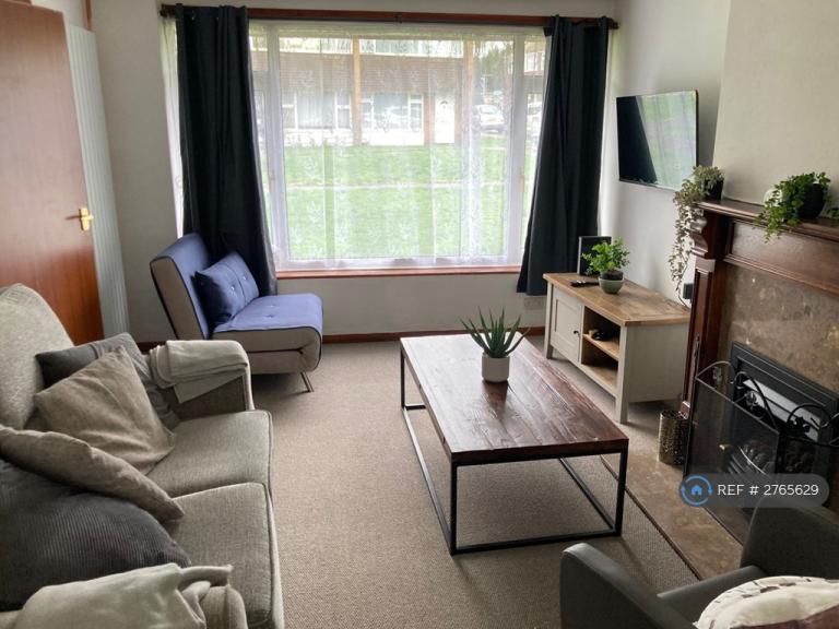 1 bedroom in Rhodaus Close, Canterbury, CT1 (#2765629)