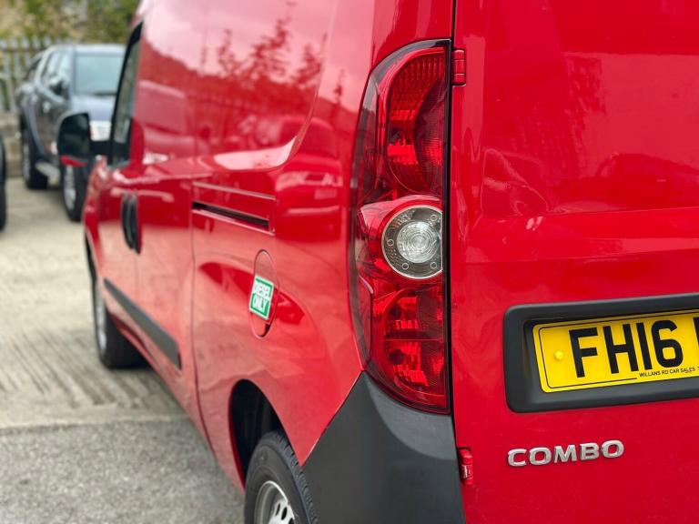 2016 Vauxhall Combo 2300 1.6 CDTI 16V H1 Van Tecshift PANEL VAN Diesel Manual