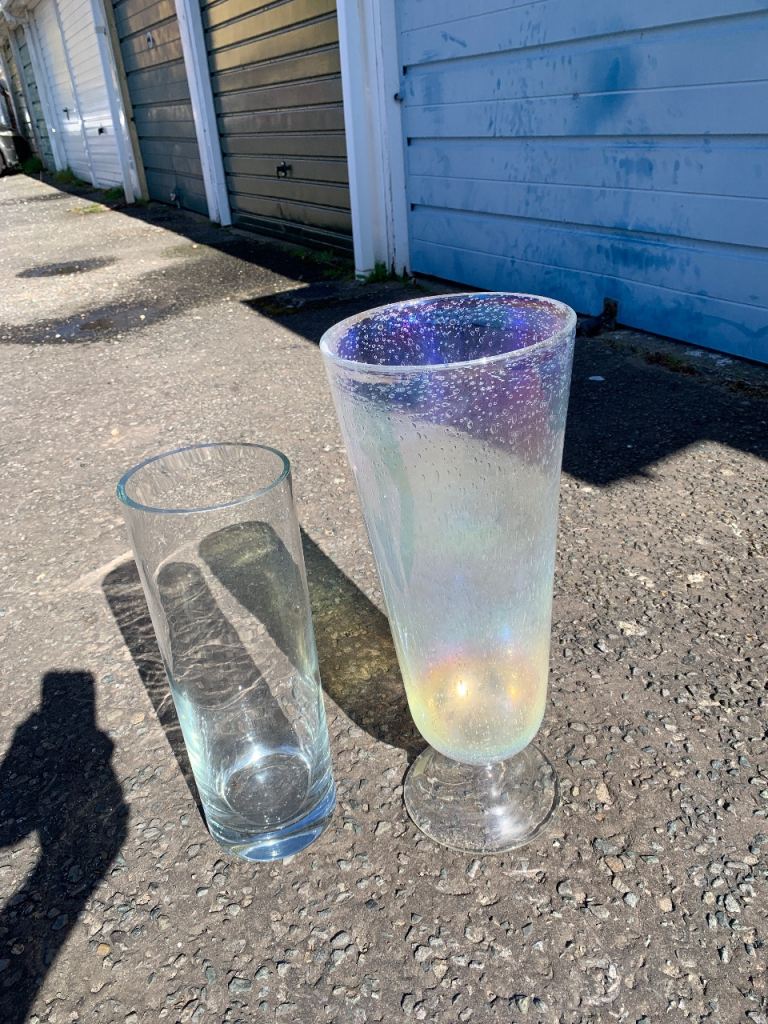 Pair of vases 
