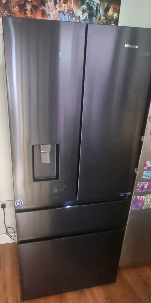 Hisense American Fridge Freezer – RF540N4WF1 – Black