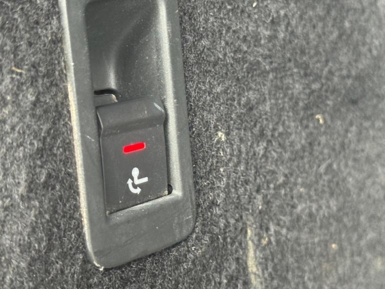 2016 Audi A3 2.0 TFSI S line Sportback S Tronic Euro 6 (s/s) 5dr HATCHBACK Petrol Automatic