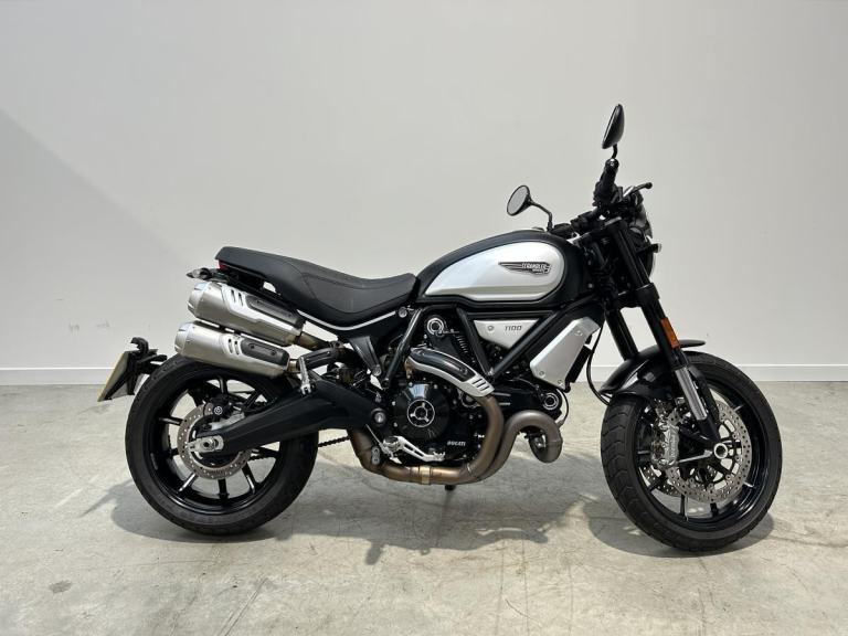 2021 Ducati Scrambler 1100 in Dark Stealth Black