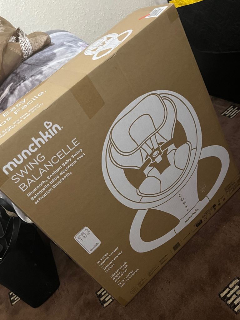 image for Munchkin swing 