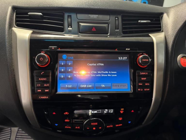 2018 Nissan Navara 2.3 dCi Tekna 4WD Euro 6 (s/s) 4dr PICK UP Diesel Manual