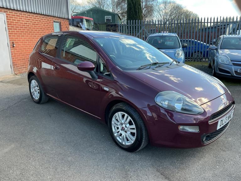 2013 Fiat Punto 1.4 Easy 3dr HATCHBACK Petrol Manual