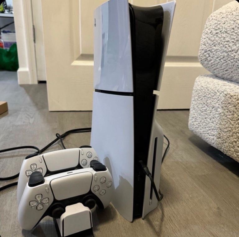 Sony PlayStation 5 Console with Controller – Good Condition