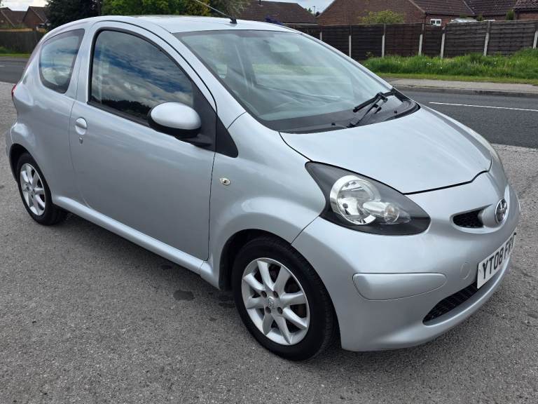 Toyota, AYGO, Platinum Hatchback, 2008, Manual, 998 (cc), 3 doors