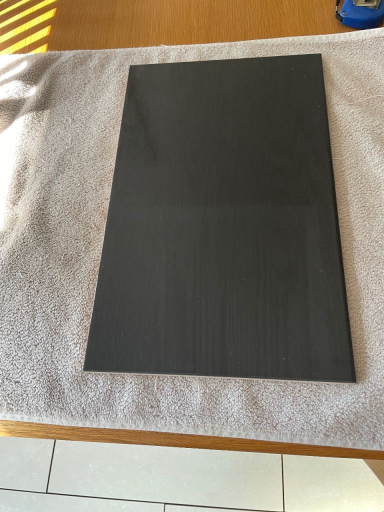 Black ceramic tiles 