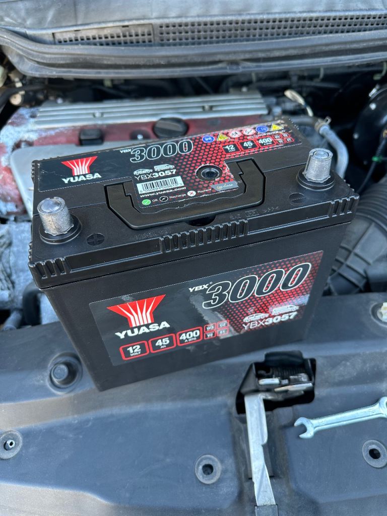 Yuasa YBX3057 12V 45Ah 400CCA Sealed Maintenance Free High Performance Car Battery