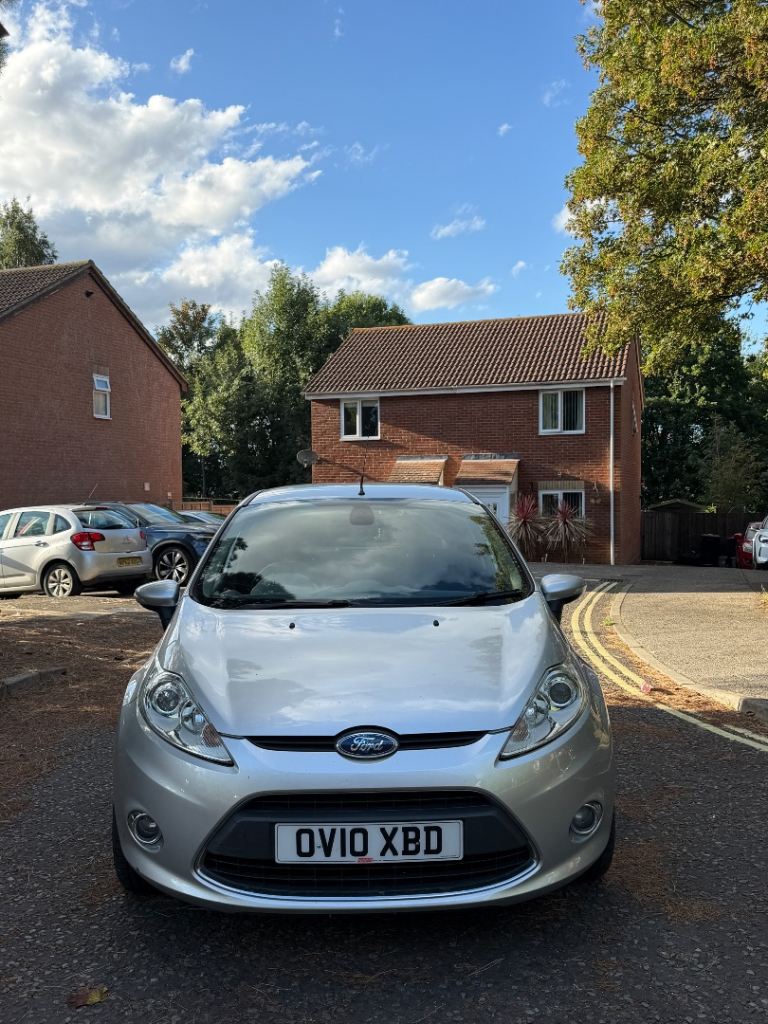 Ford, FIESTA, Hatchback, 2010, Manual, 1560 (cc), 5 doors