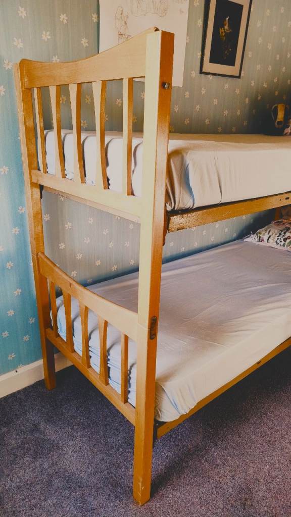 Lovely set of sturdy bunk beds/two single beds