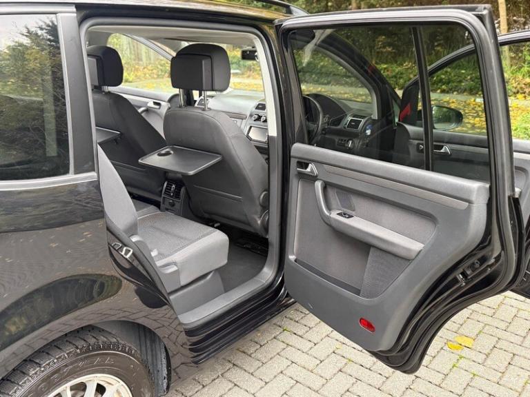 Volkswagen Touran 1.4 TSI SE DSG Euro 5 5dr