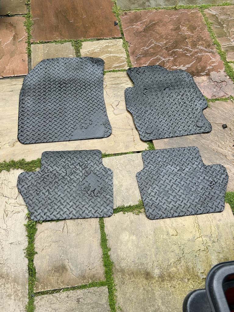 Ford Ka+ Rubber Mats Full Set of 4