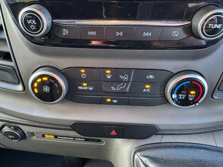 2019 Ford Transit Custom 2.0 EcoBlue 130ps Low Roof Kombi Trend Van MINIBUS LIKE TOURNEO AIR CON ...