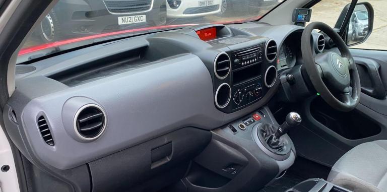 2009 Citroen Berlingo 1.6 625 16v LX Temperature Controlled 5dr Petrol Manual L1 (155 g/km, 95 bh...