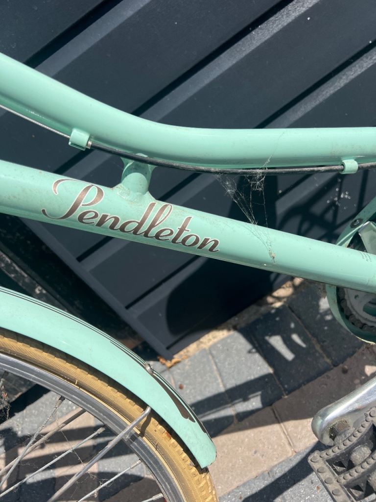 Pendleton ladies bike 