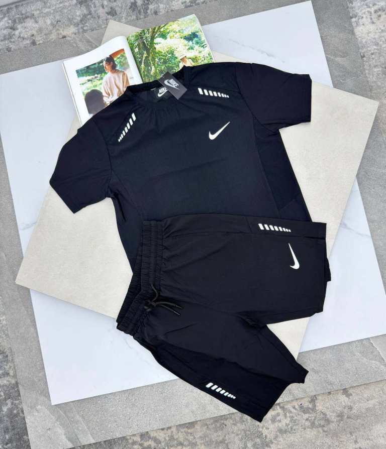 Nike mens short set pre loved 